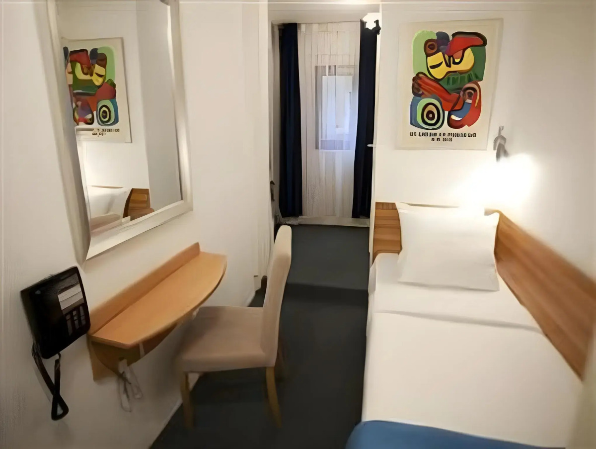 Quentin Amsterdam Hotel