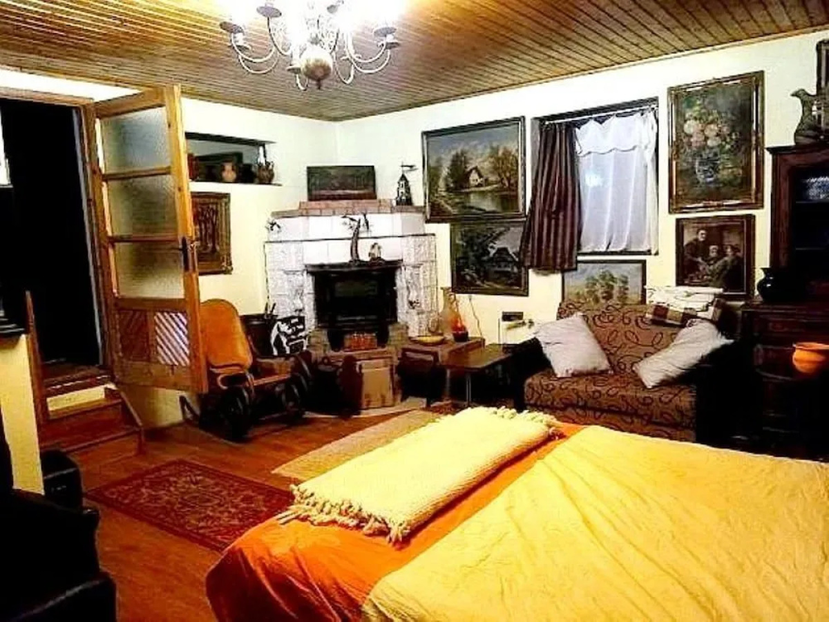 Leyla Guesthouse Castel