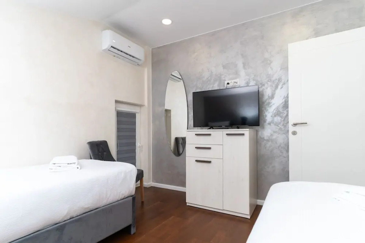 Ornament Hotel and Apartments