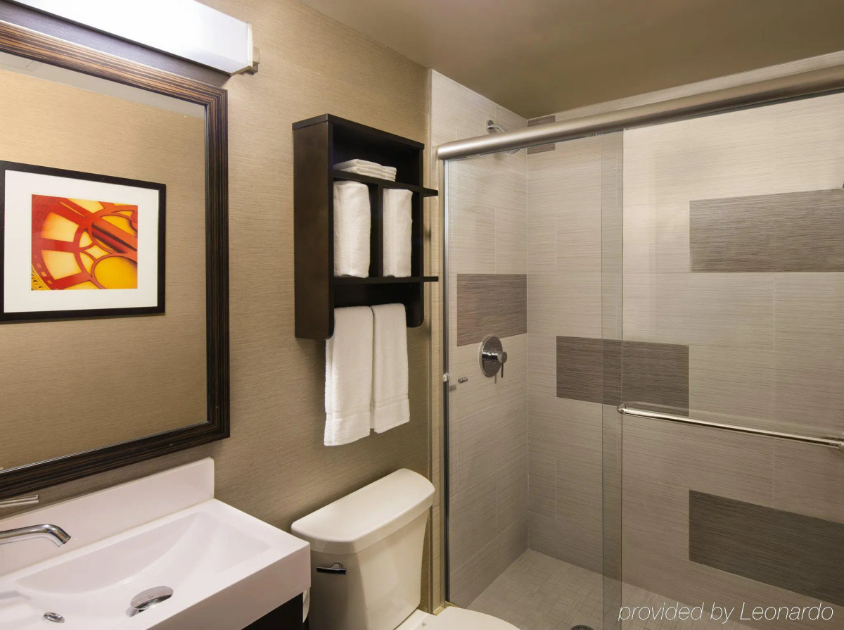 Holiday Inn Manhattan Financial District