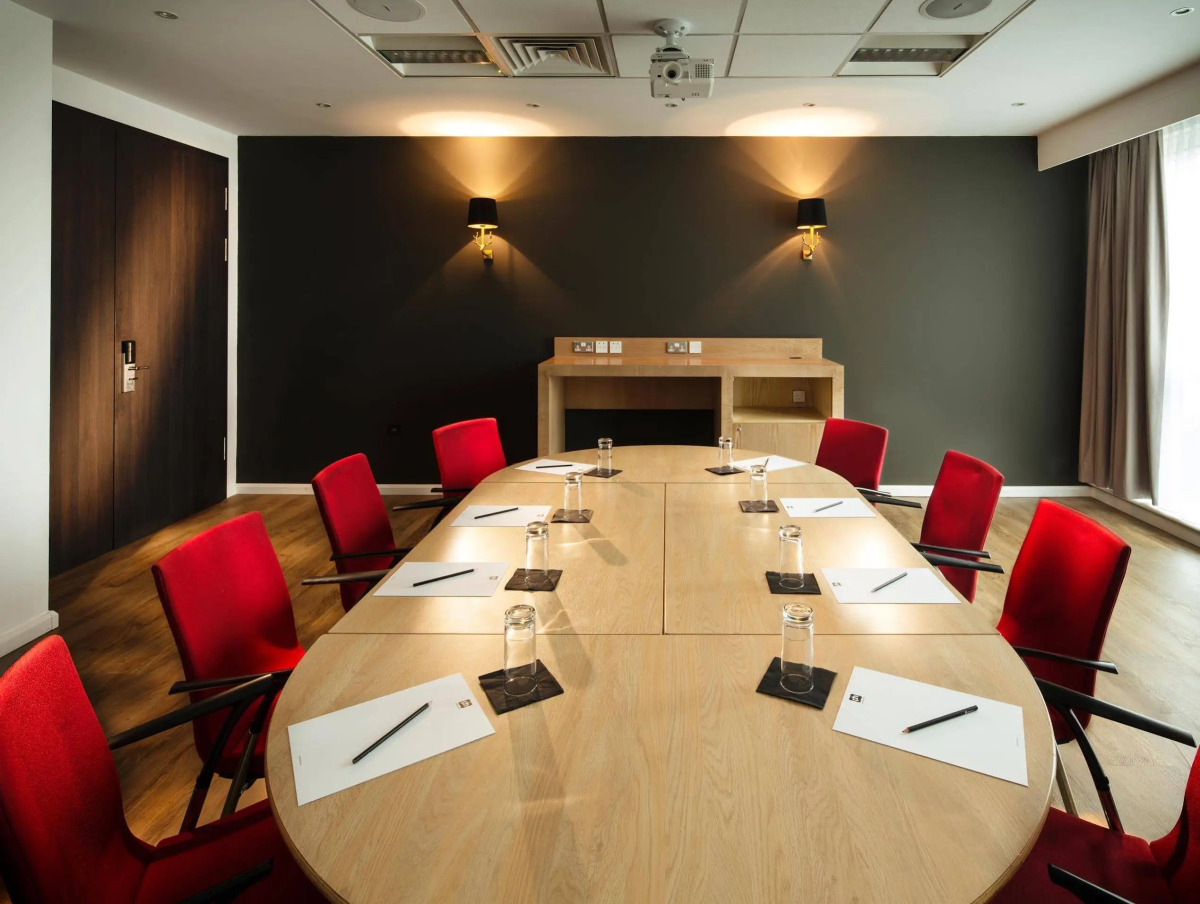 B&B HOTEL Warrington