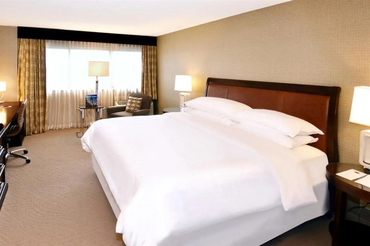 Sheraton Philadelphia Downtown