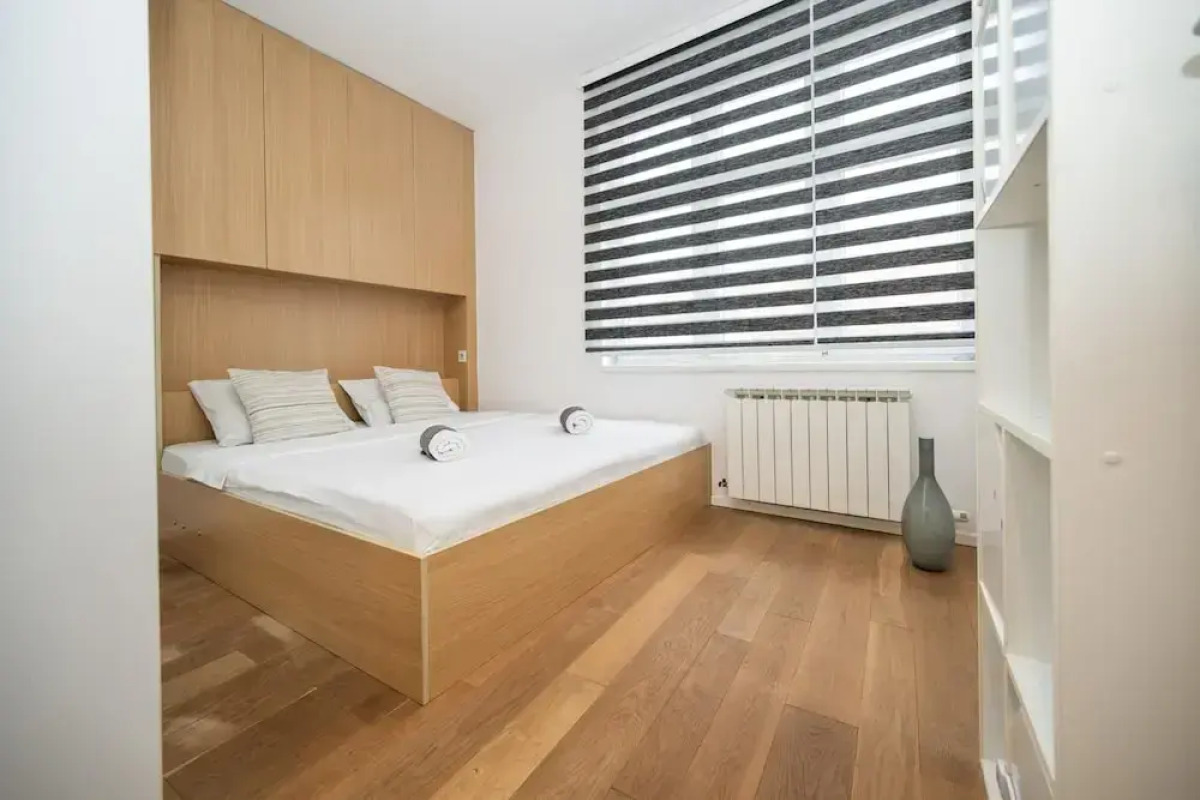 Design 1bdr Apartment With City View