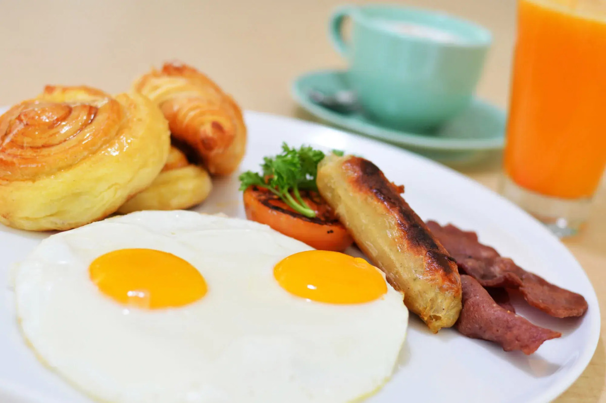 HARRIS Hotel & Conventions Denpasar Bali