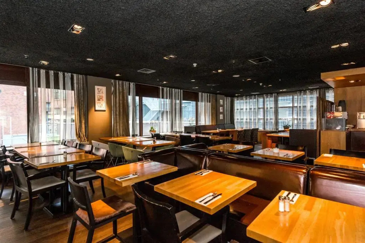 XO Hotels Blue Tower