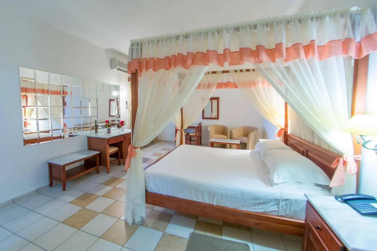 Sea View Village - Studios & Apartments