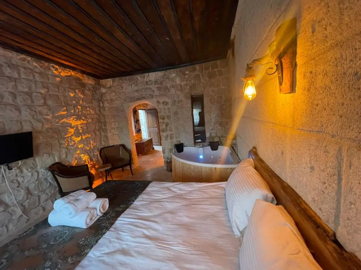 Lubberona Cave Cappadocia