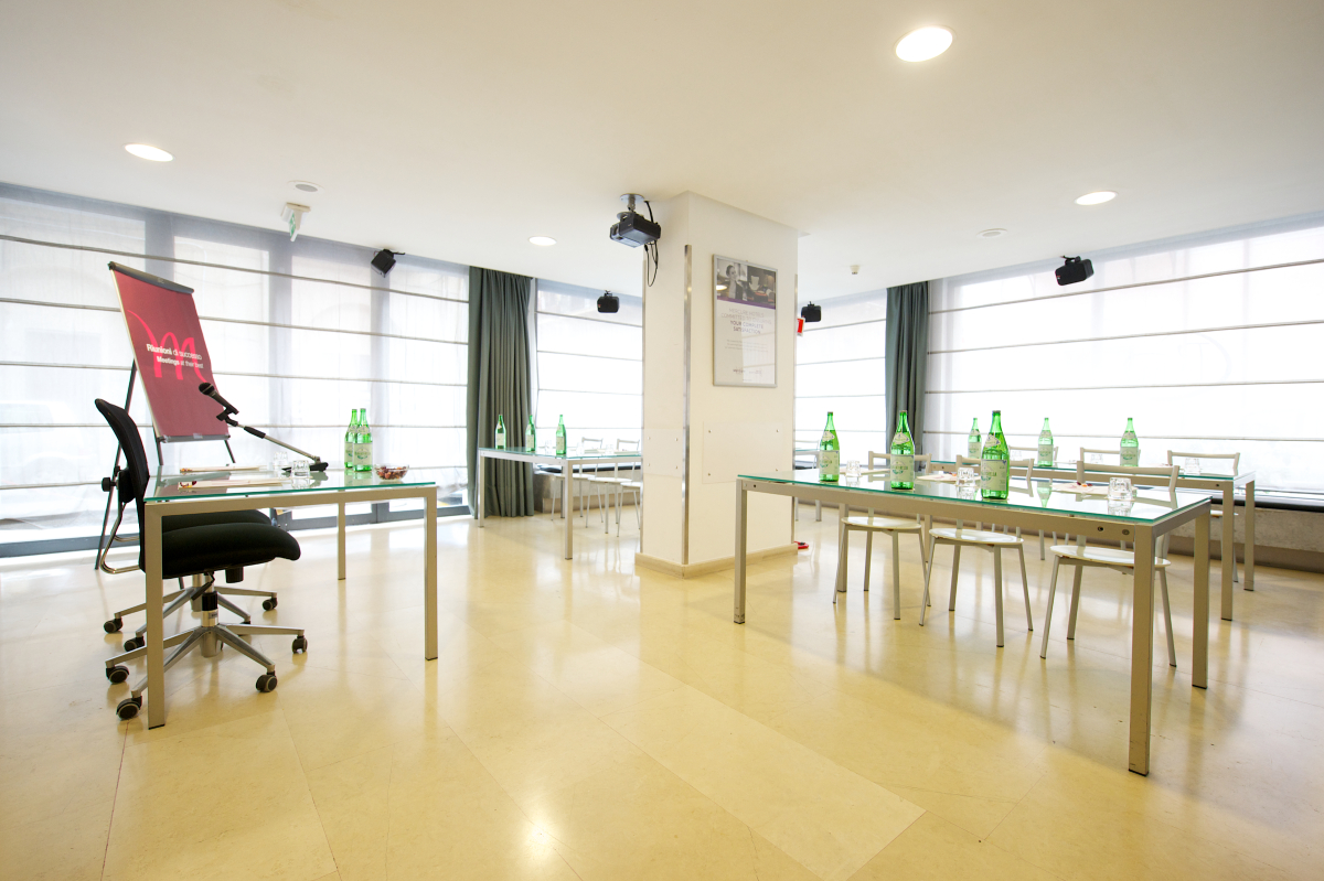 Отель Mercure Hotel Palermo Centro