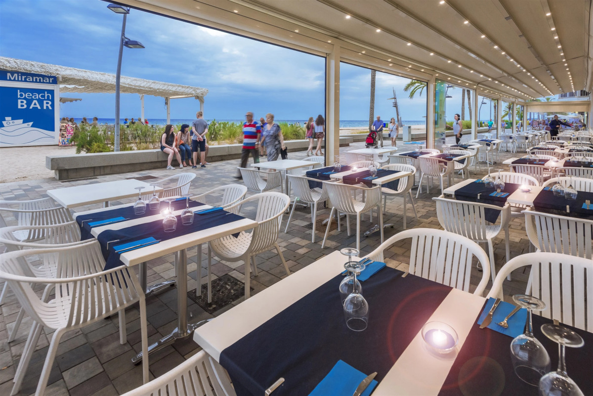 Отель 4R Miramar Calafell