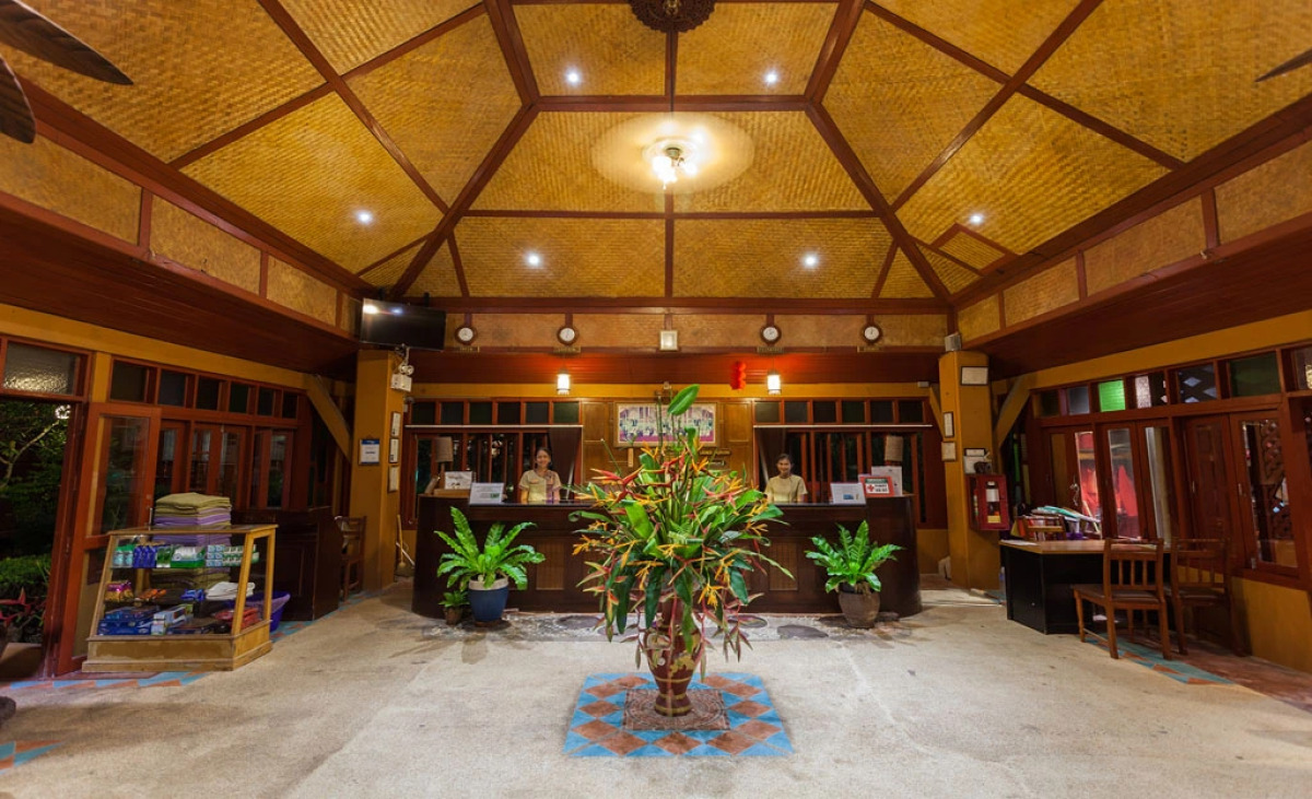 P. P. Erawan Palms Resort