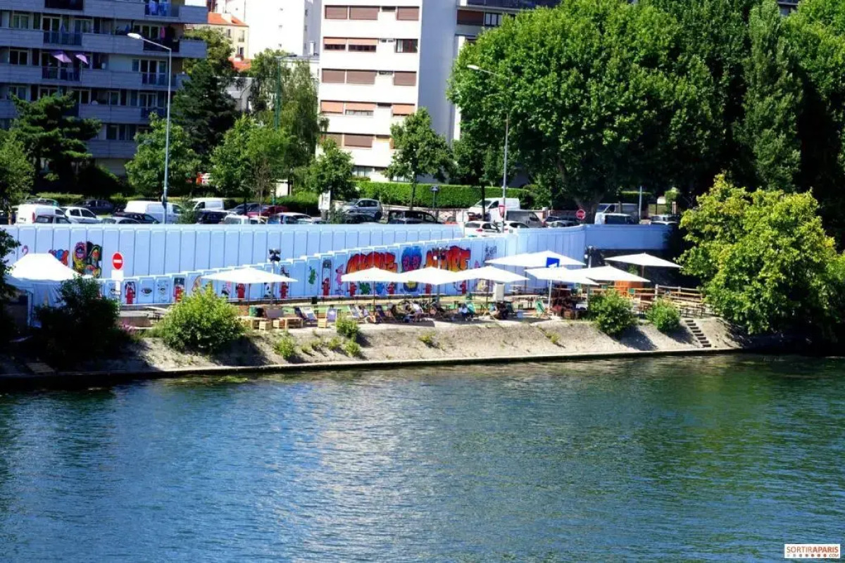 Hotel Le National Clichy Paris