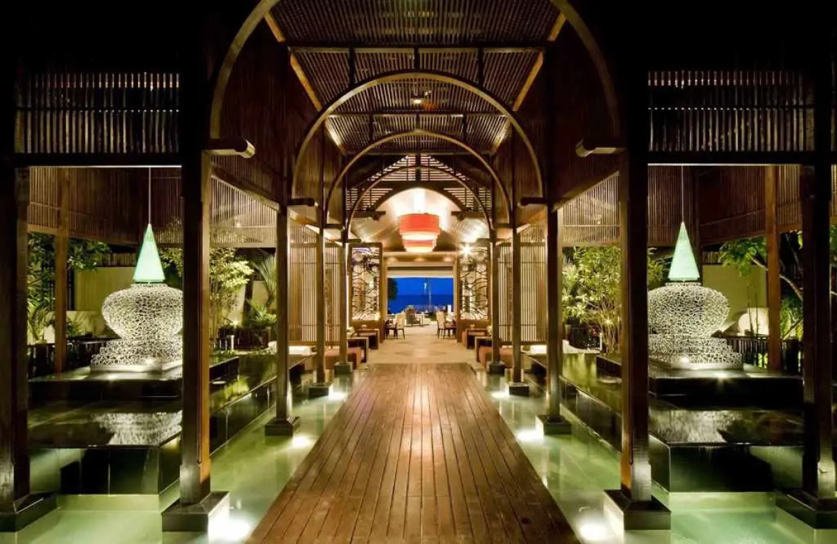 Sareeraya Villas & Suites