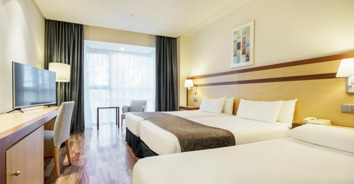 Отель ILUNION Pio XII