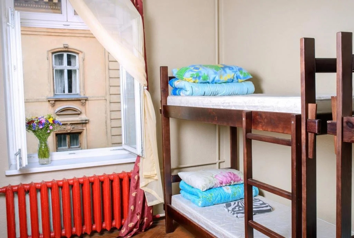 Hollywood Home Hostel