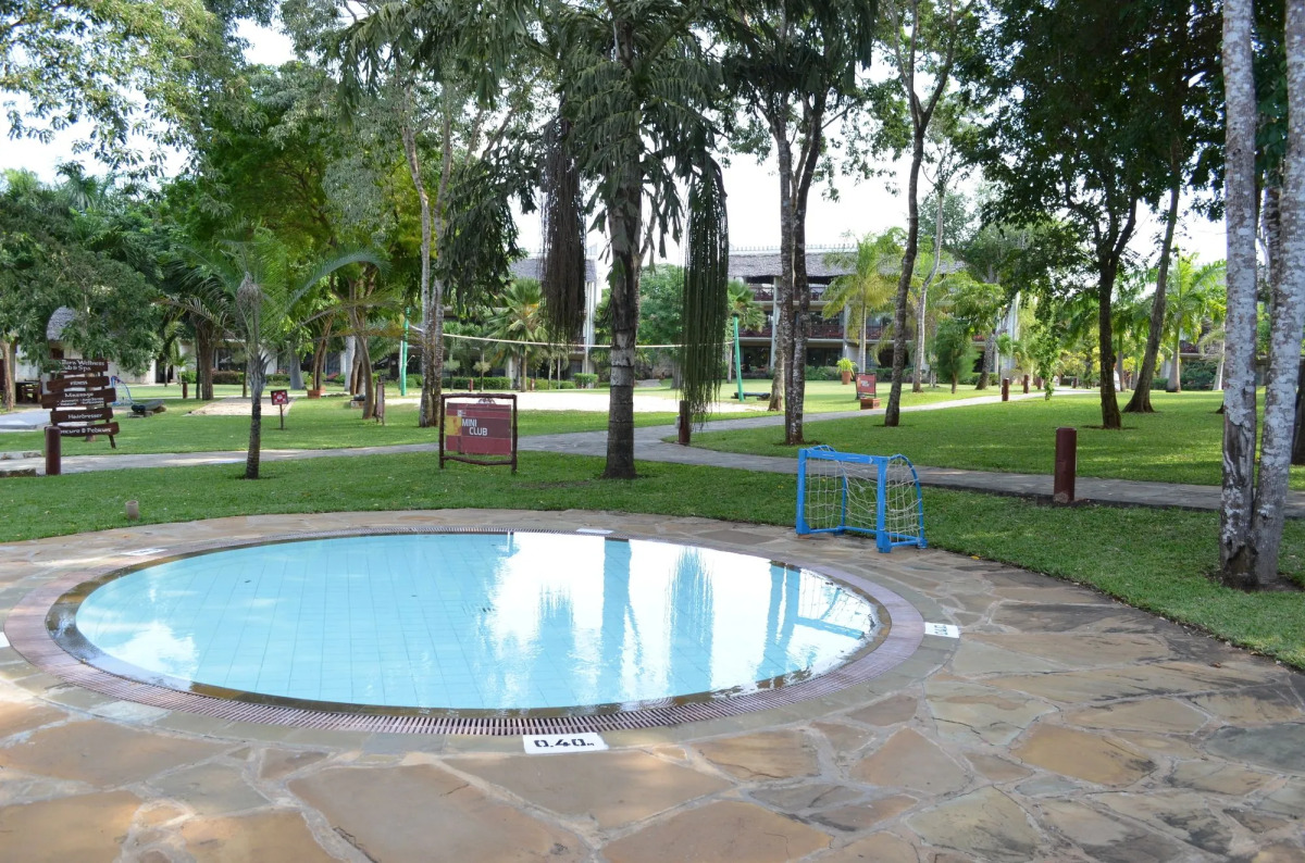 Baobab Beach Resort and Spa