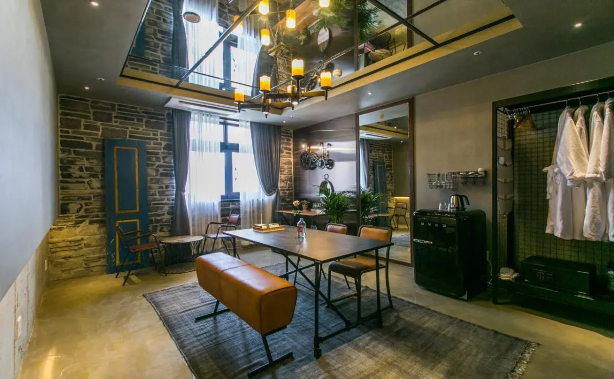 February Hotel The Signature Dongseongro