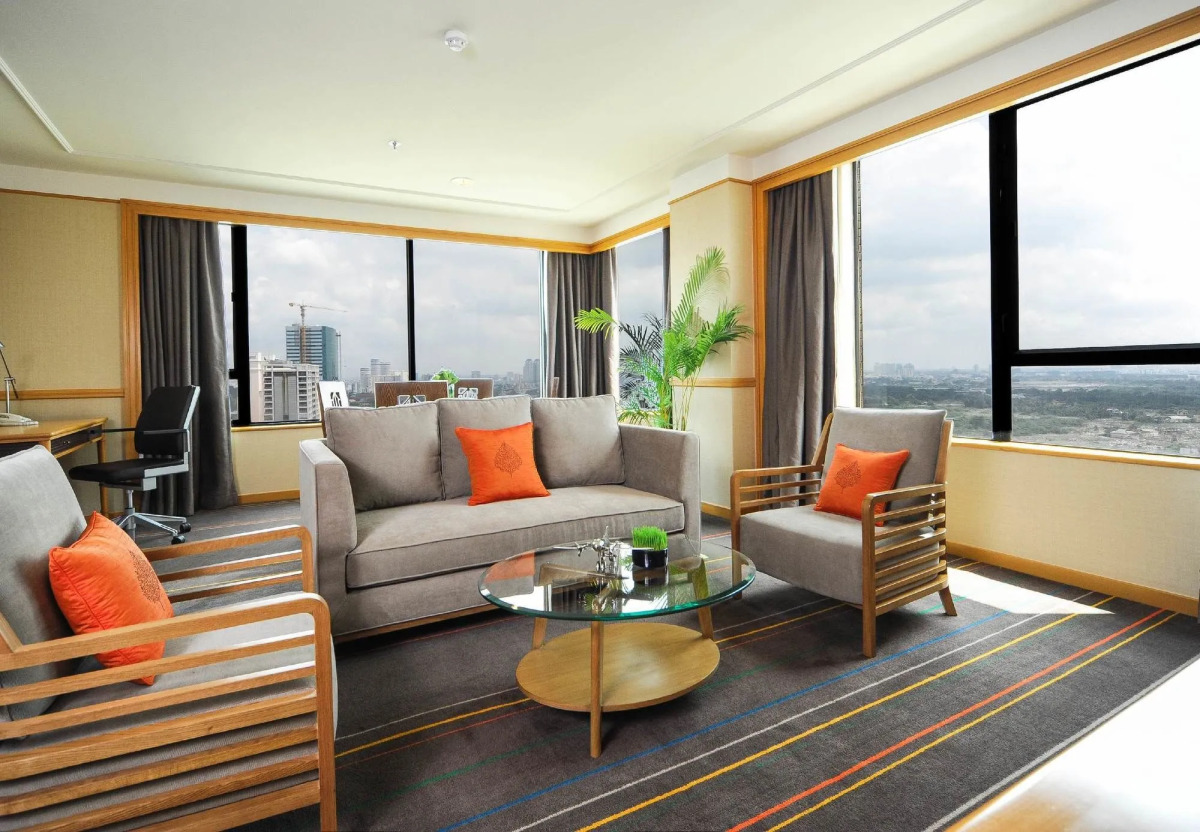 Renaissance Riverside Hotel Saigon