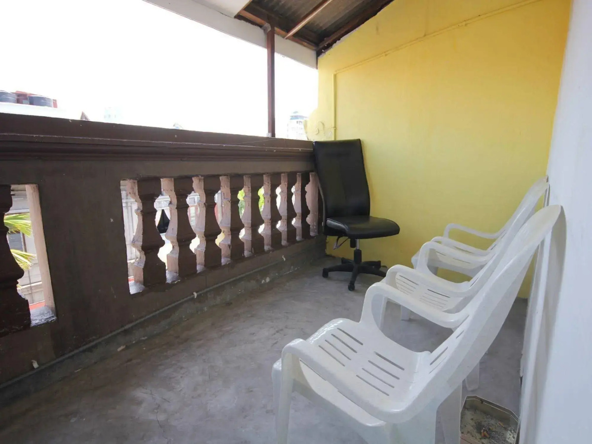 Cocoa Mews Cafe & Homestay - Hostel