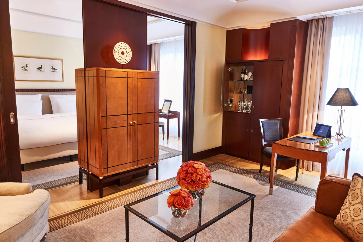 Отель Adlon Kempinski