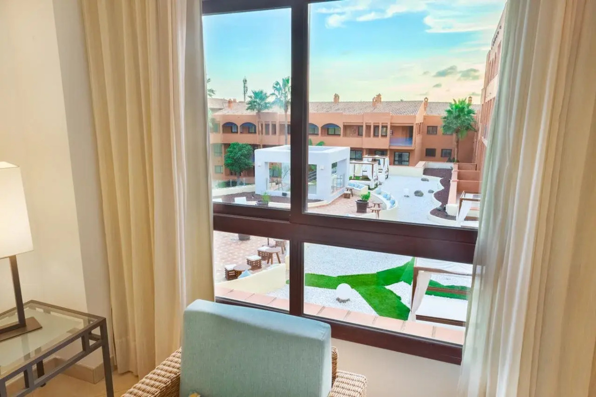 Отель Oh Nice Caledonia