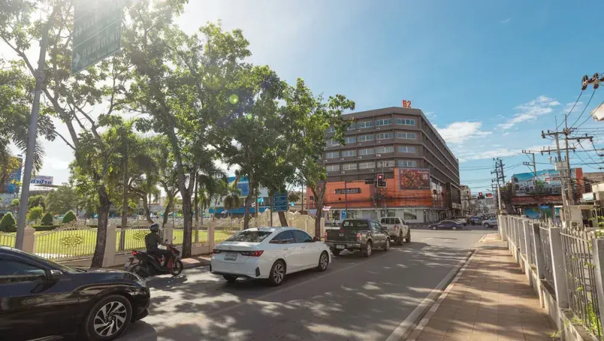 B2 Surat Thani Boutique & Budget Hotel