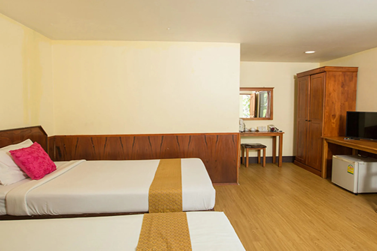 Paradise Resort PHI PHI