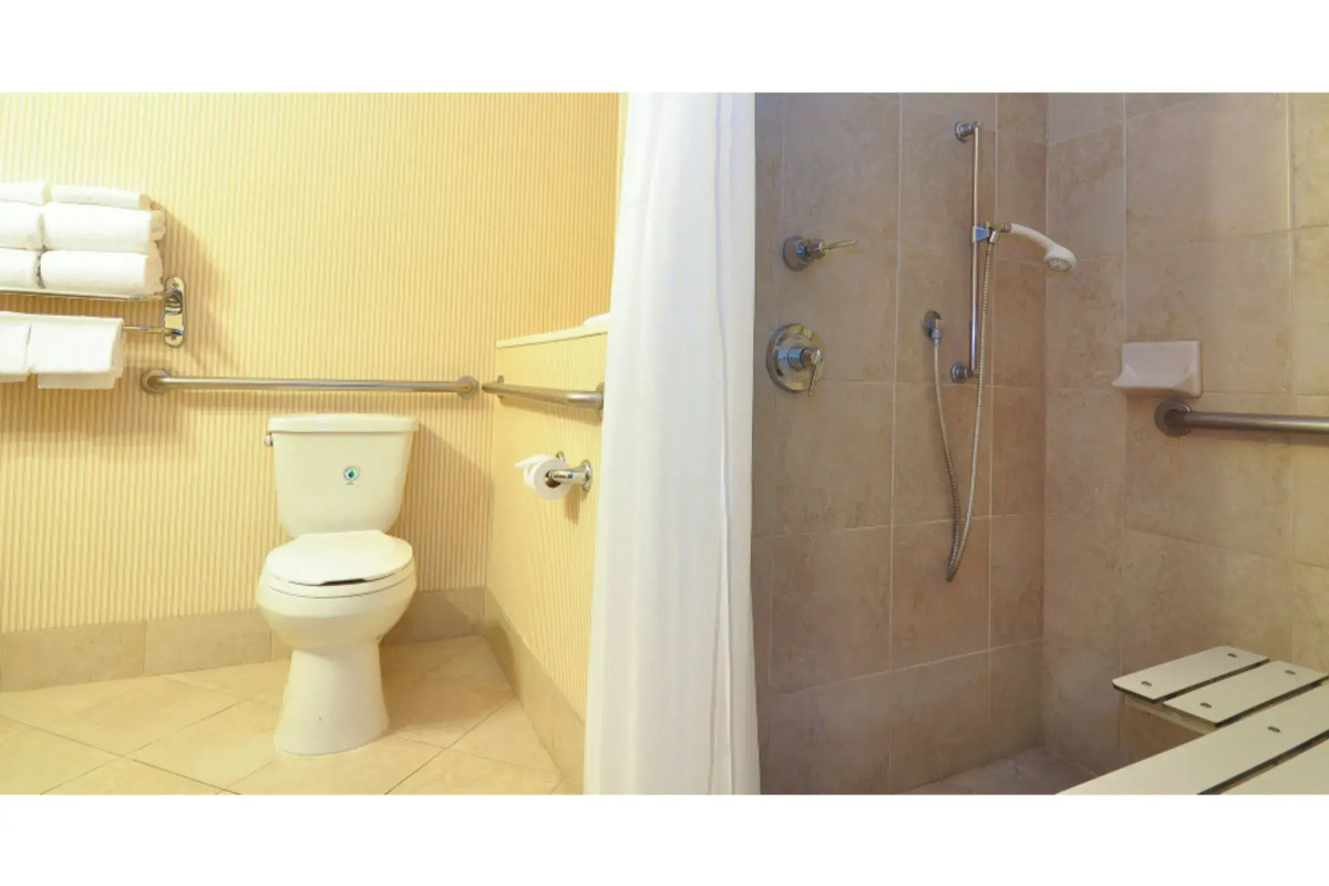 Anaheim Majestic Garden Hotel