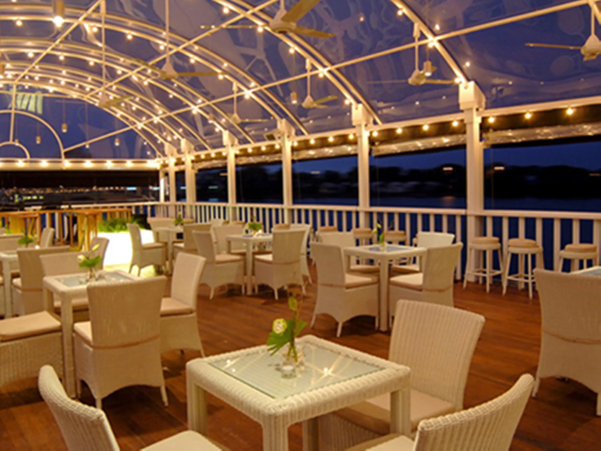 Cinnamon Lakeside Colombo