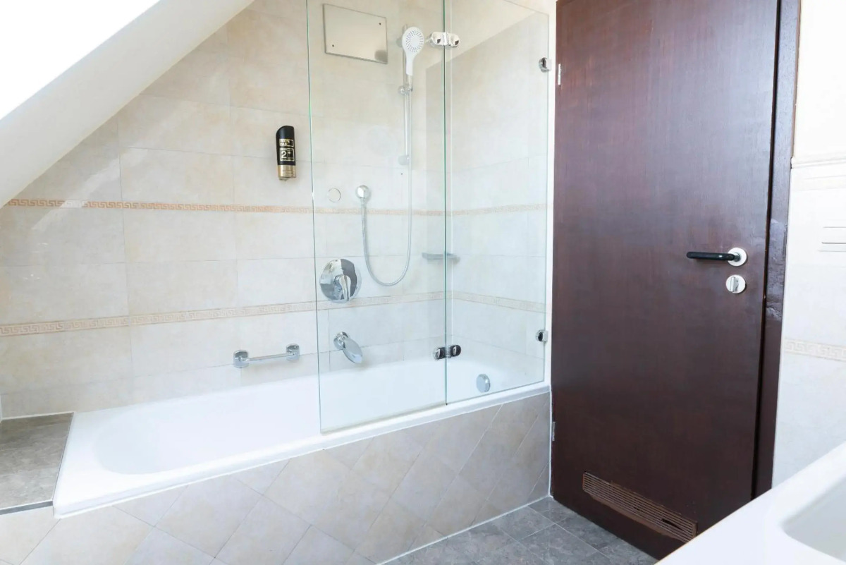 Hotel Astoria am Urachplatz