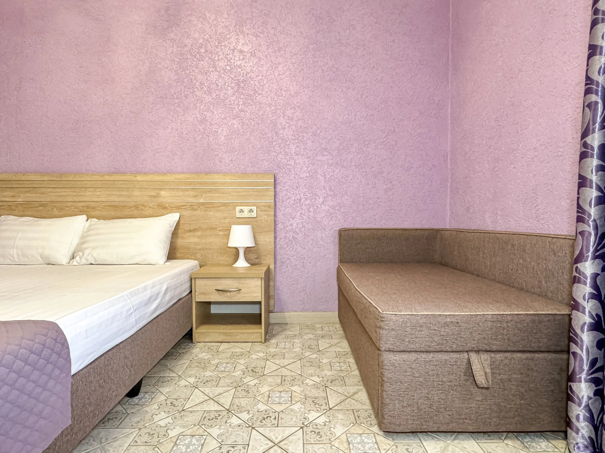 Ника (Кабардинка)