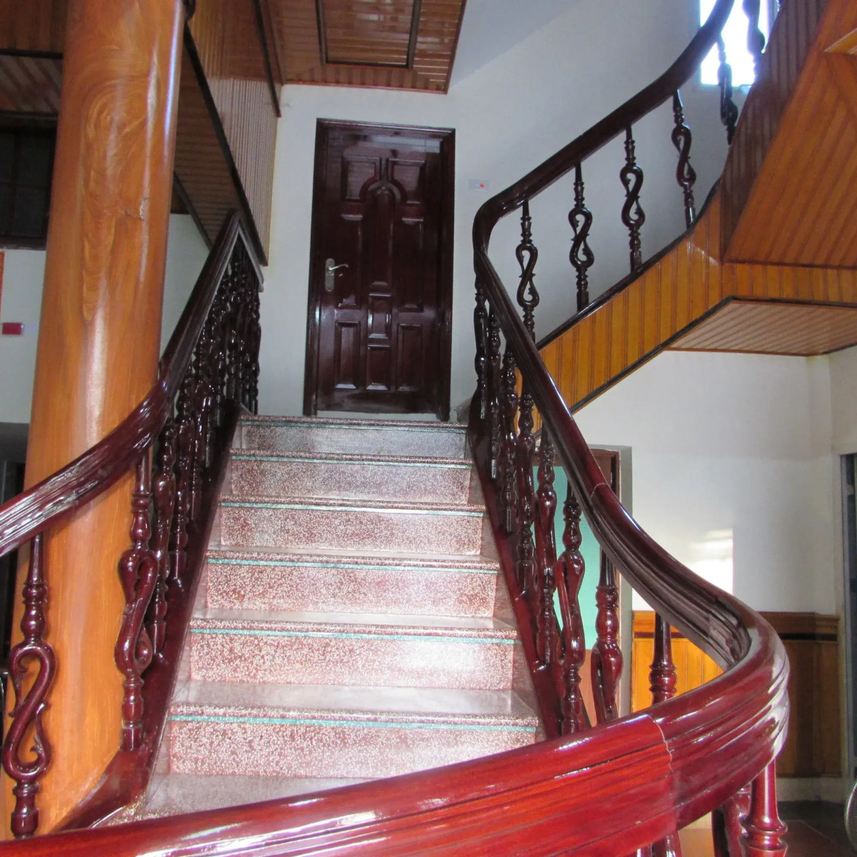 Viet Nhat Halong Hotel