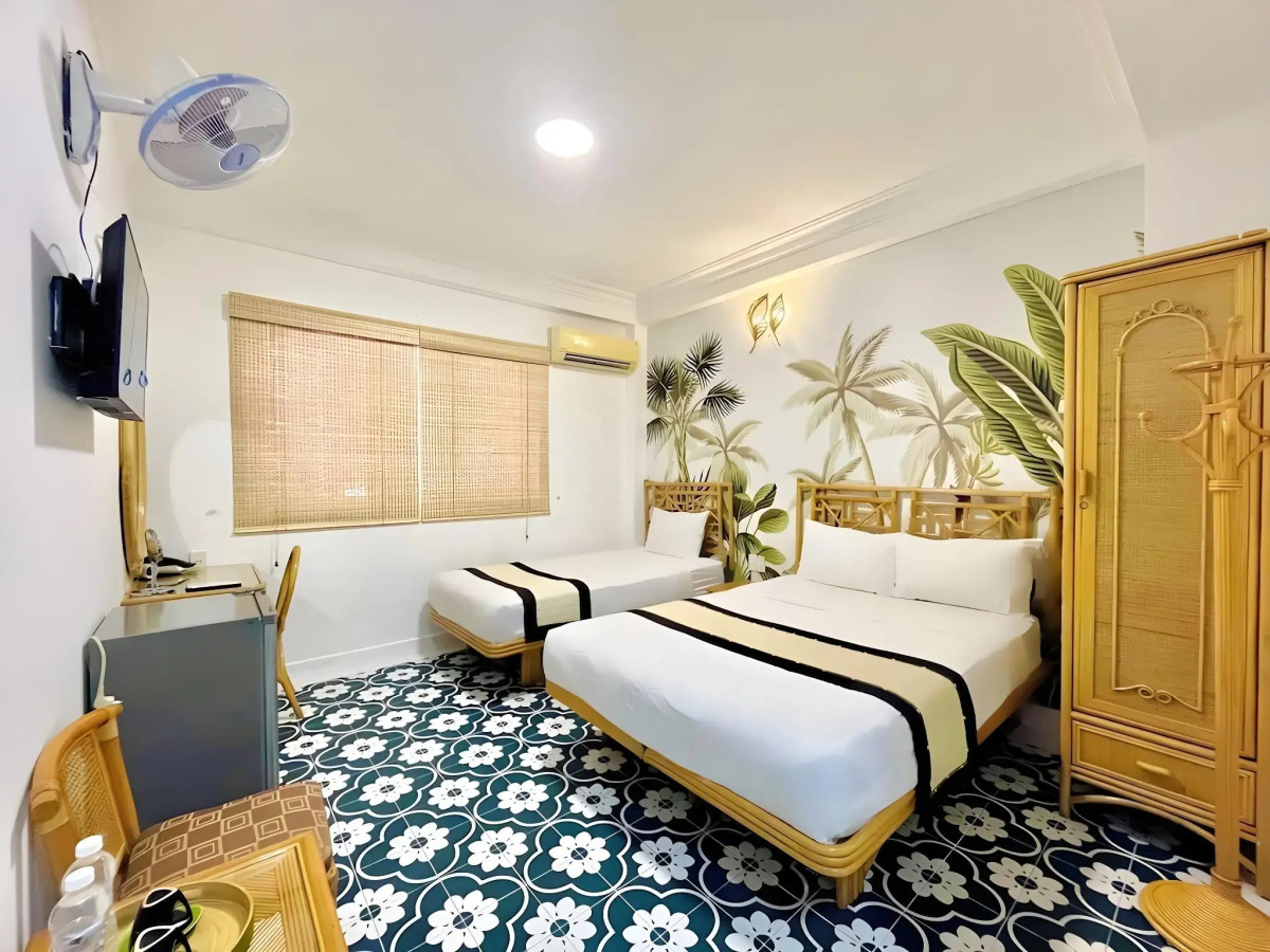 Отель Spring House