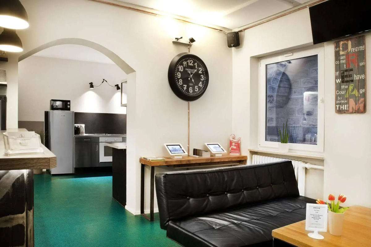 Five Reasons Hotel & Hostel