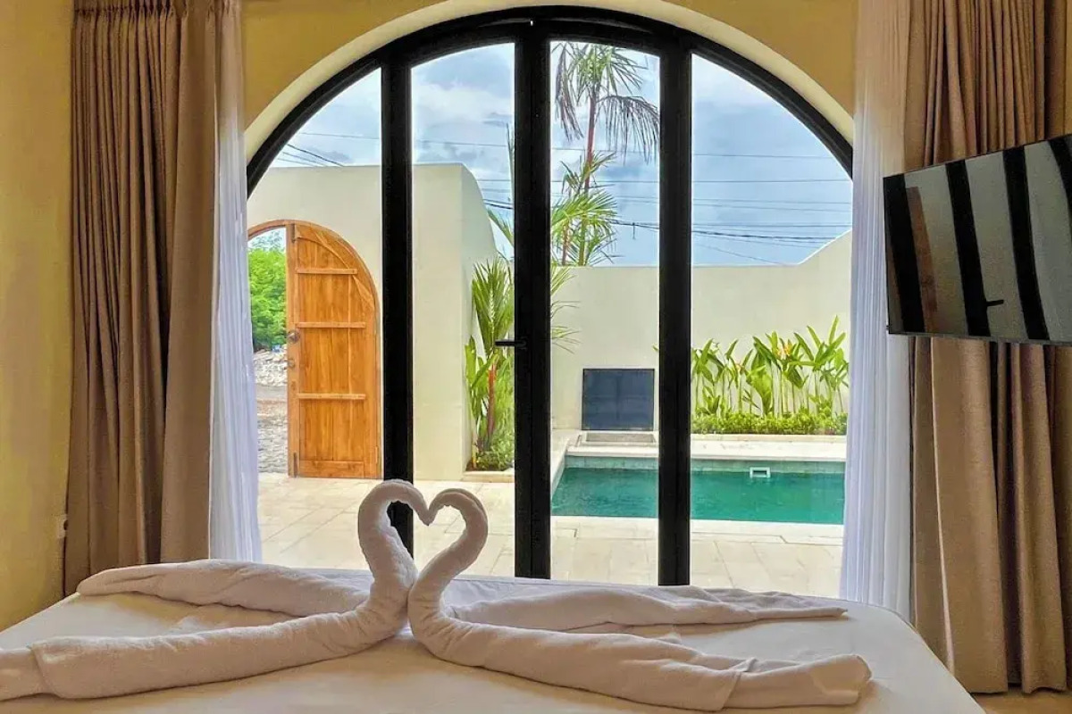 Esha Private Pool Villas by AGATA