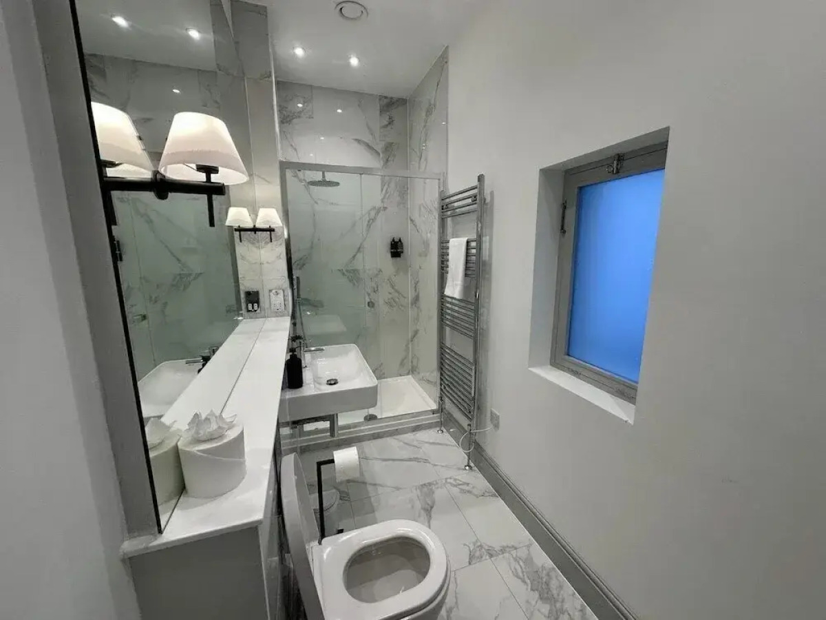 Elliott Terrace by Pureserviced.