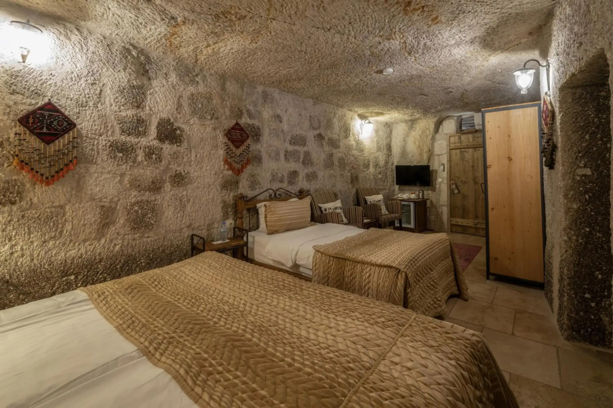 Tekkaya Cave Hotel