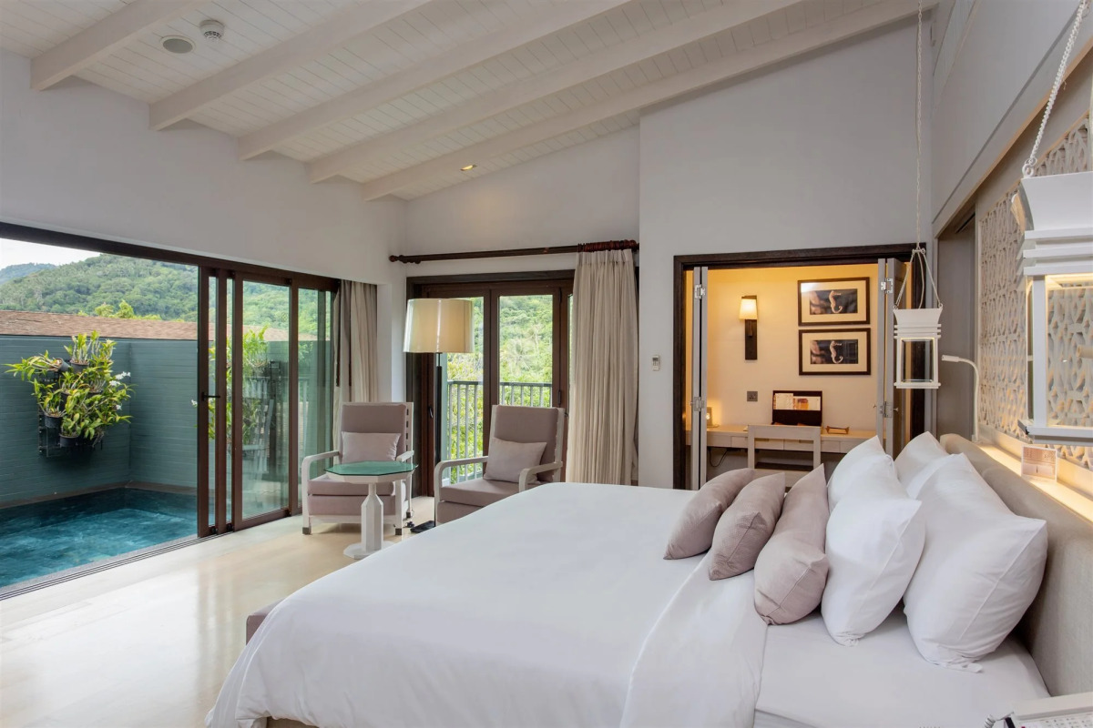 Отель The Shore at Katathani