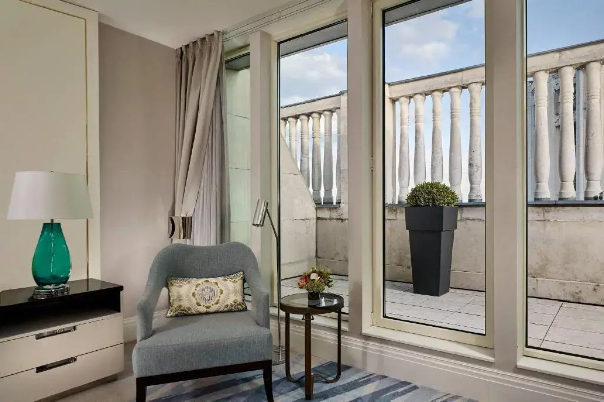 Отель Al Habtoor Palace