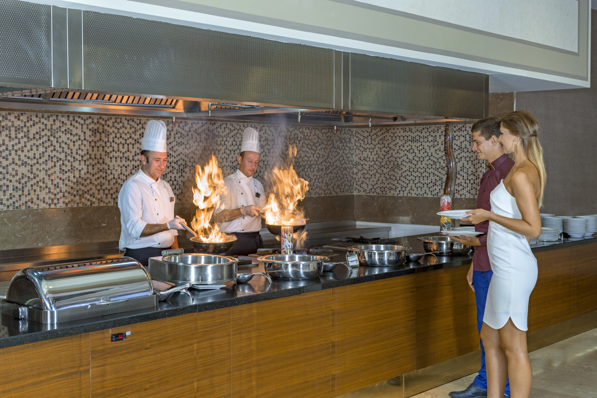 Royal Holiday Palace