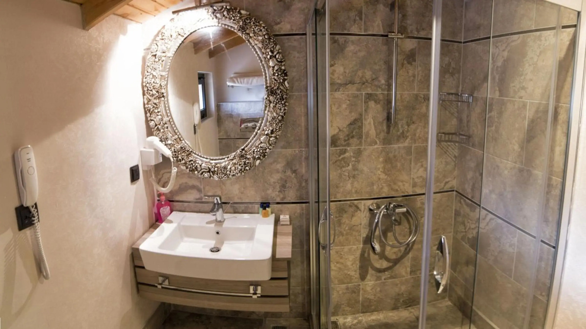 S3 Seahorse Beach Club & Hotel