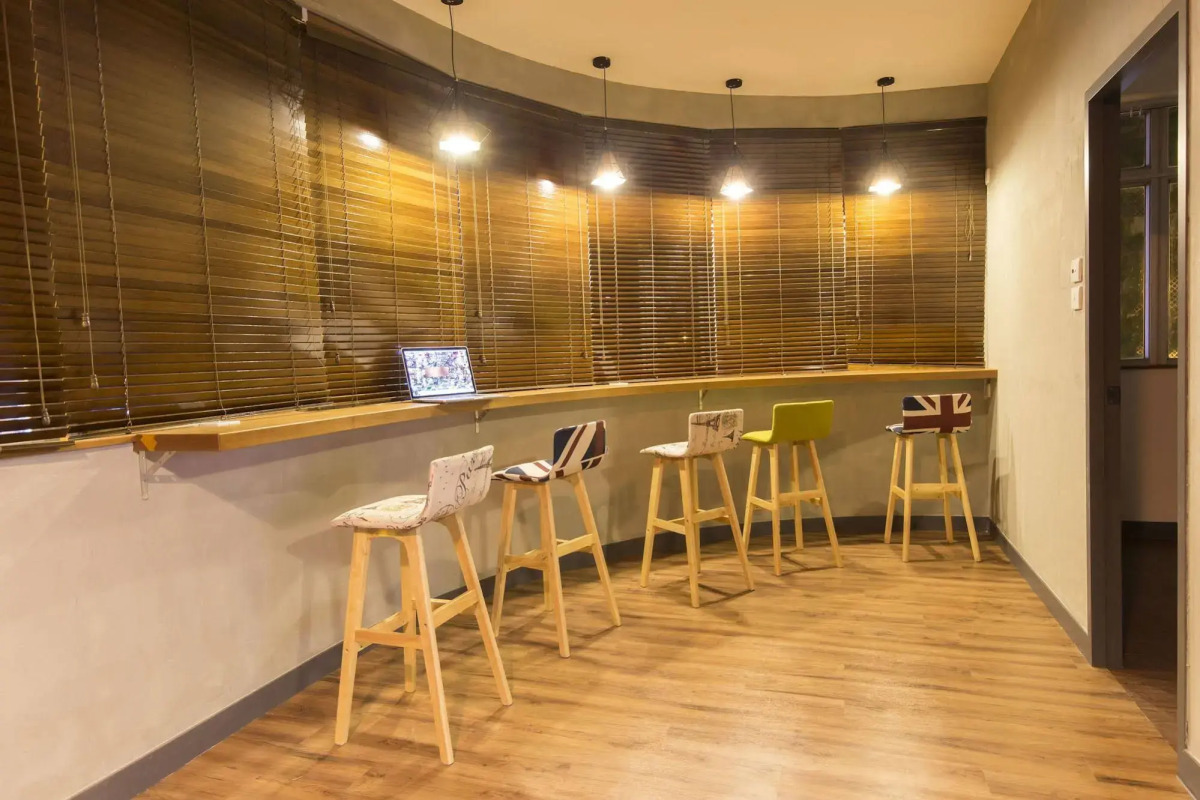 Check Inn HK - Hostel