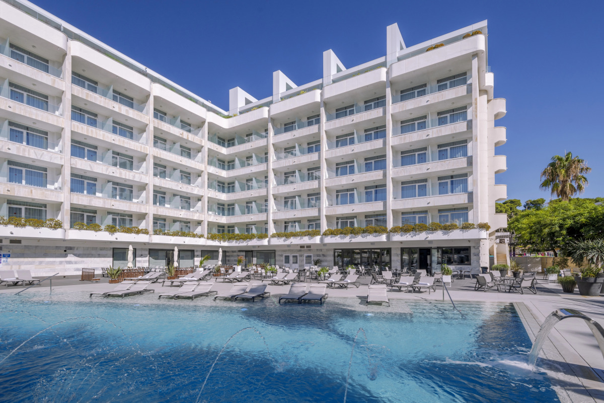 Olympus Palace Hotel