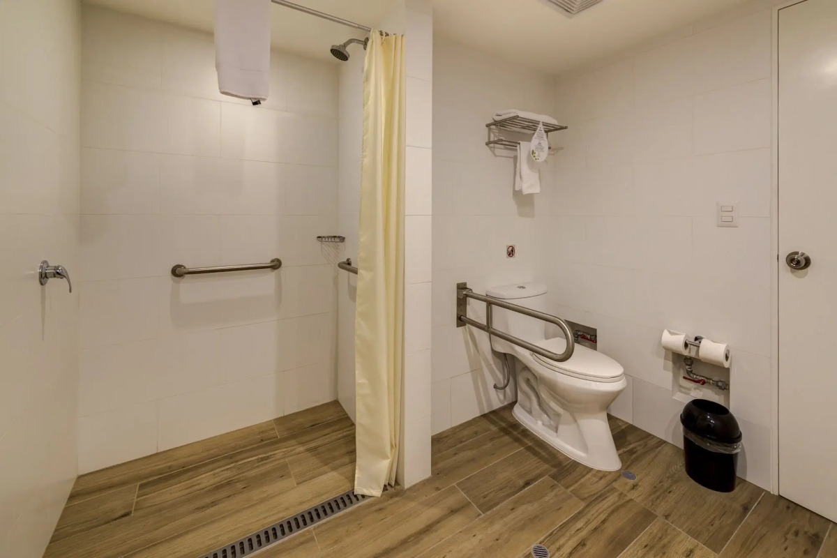 Arawi Miraflores Express