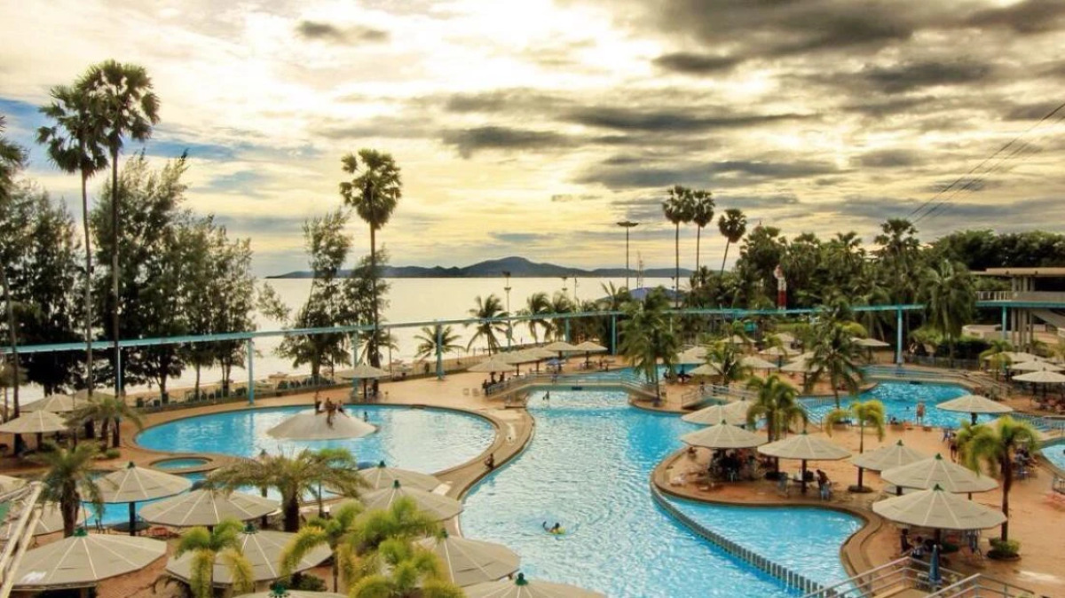 Отель Kudos Parc Pattaya