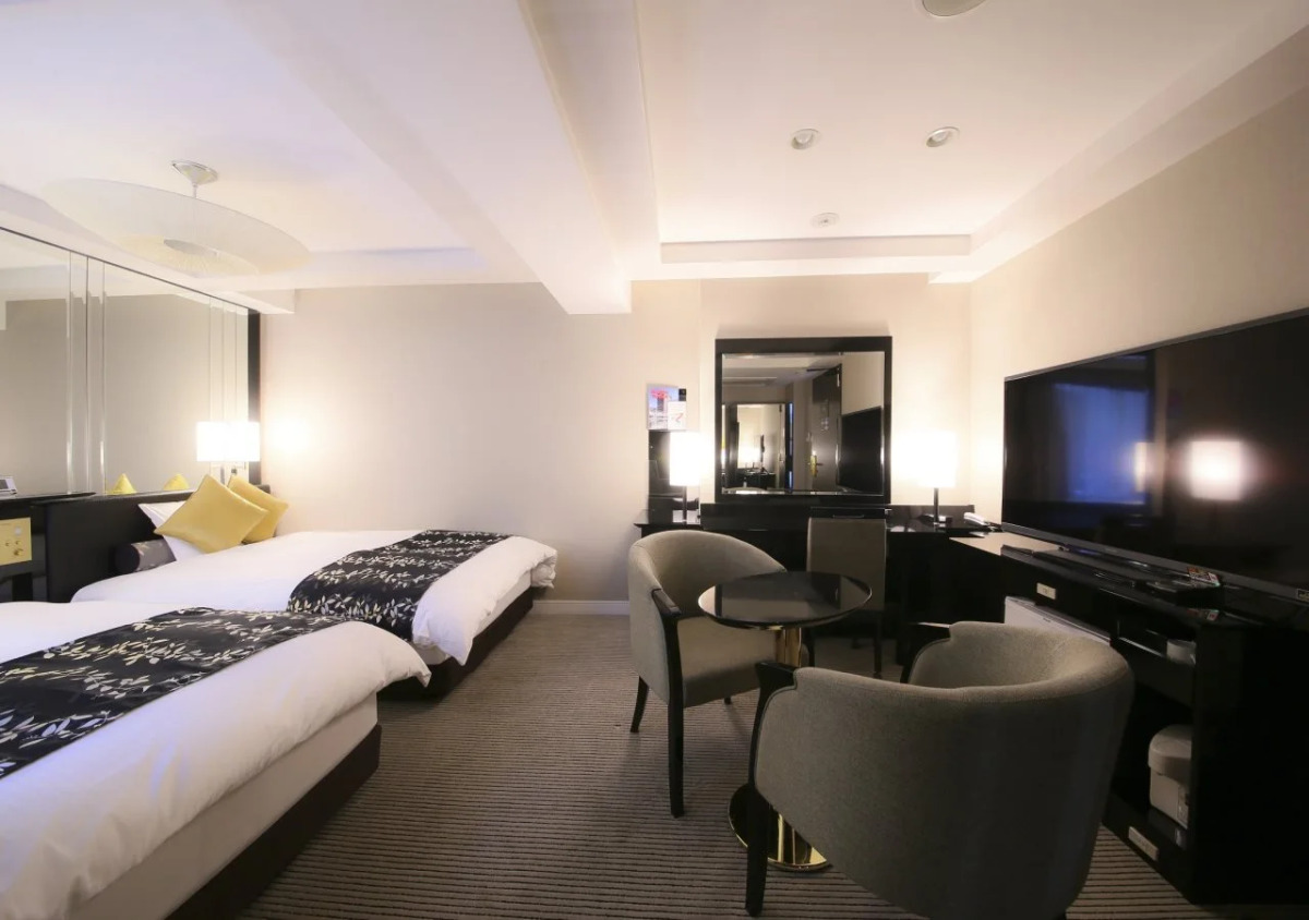 Apa Hotel Ginza Kyobashi Tokyo Eki Yaesu Minamiguchi