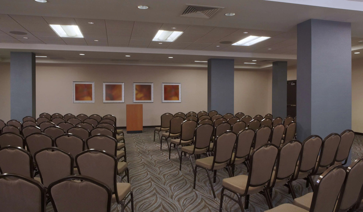 Hyatt Place Waikiki Beach