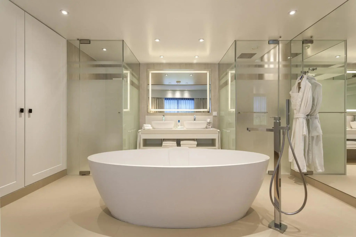 Pine Cliffs Ocean Suites, a Luxury Collection Resort & Spa