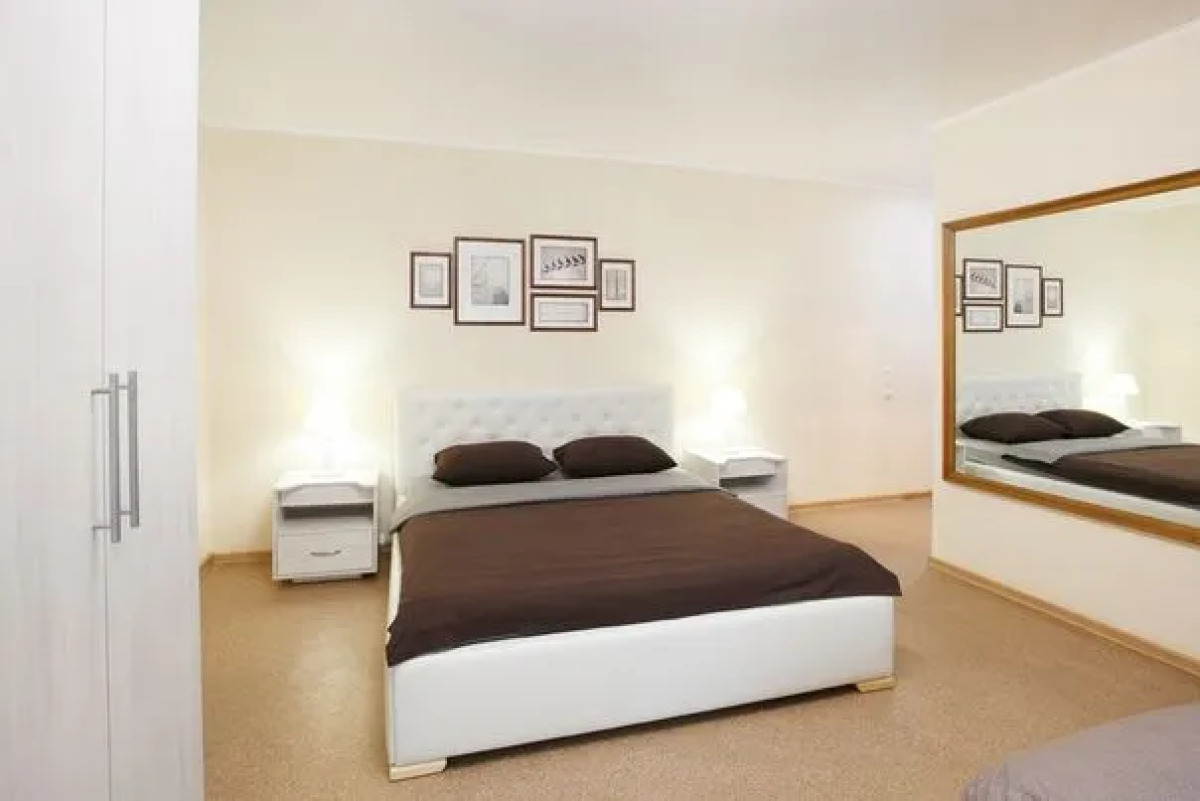 Апартаменты КЛАВИС на ул. Сурикова, д. 4