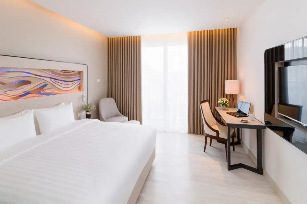 Novotel Phuket City Phokeethra Hotel