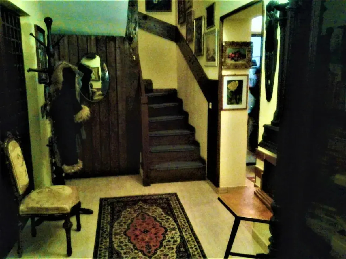 Leyla Guesthouse Castel